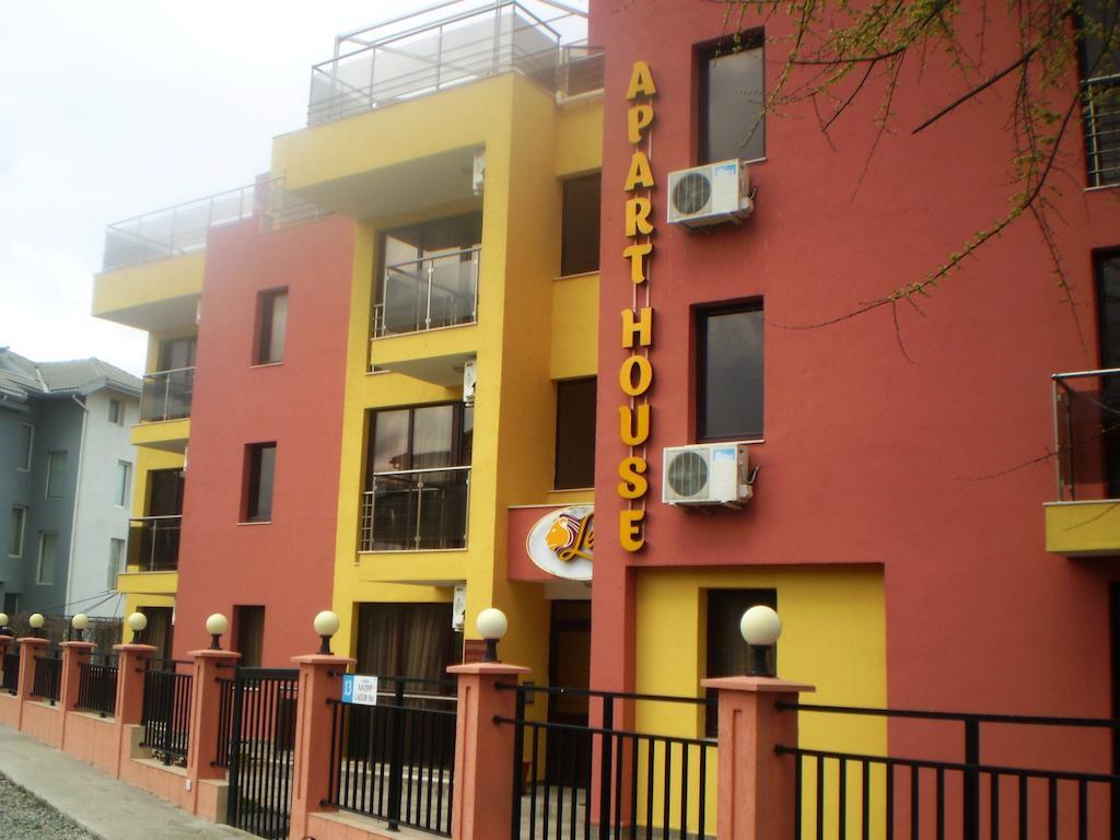 Apart Lev Ravda Exterior photo