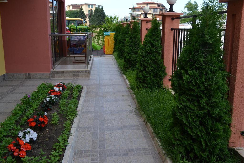 Apart Lev Ravda Exterior photo