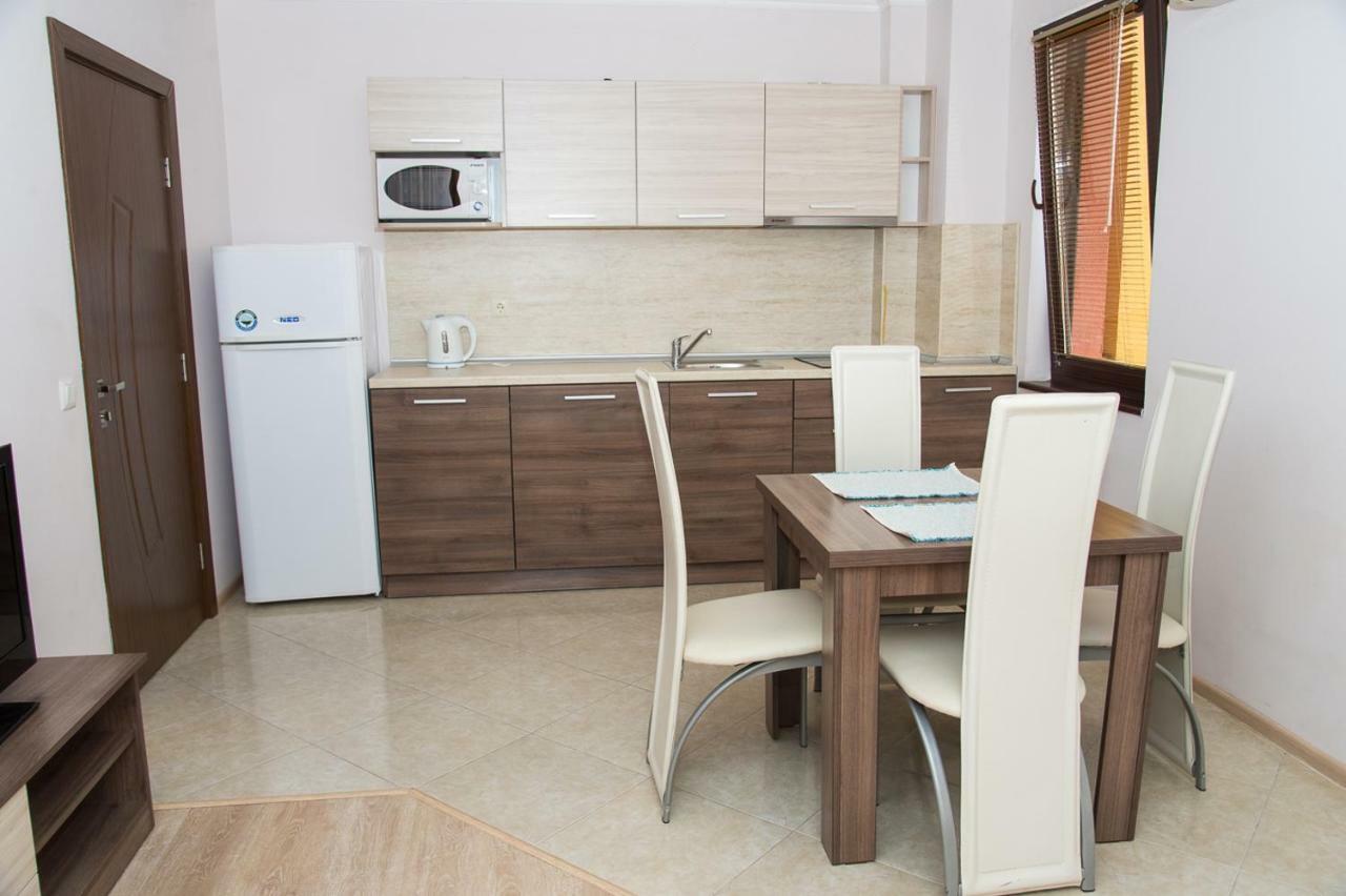 Apart Lev Ravda Exterior photo
