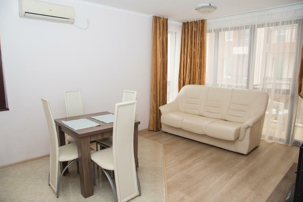 Apart Lev Ravda Exterior photo