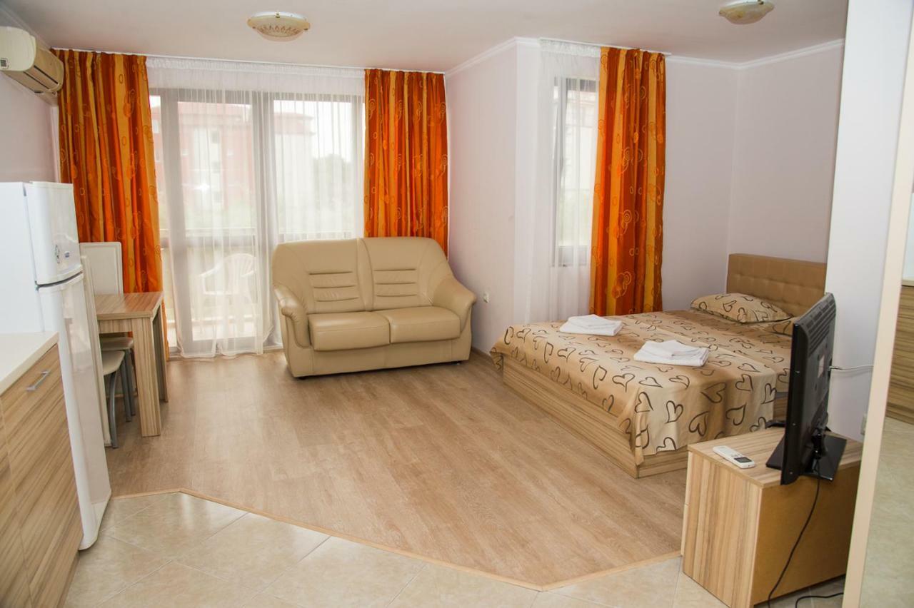 Apart Lev Ravda Exterior photo