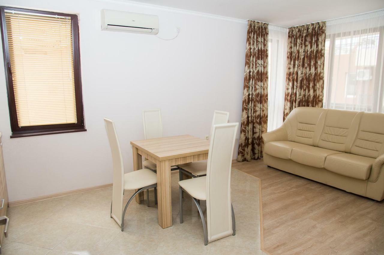 Apart Lev Ravda Exterior photo