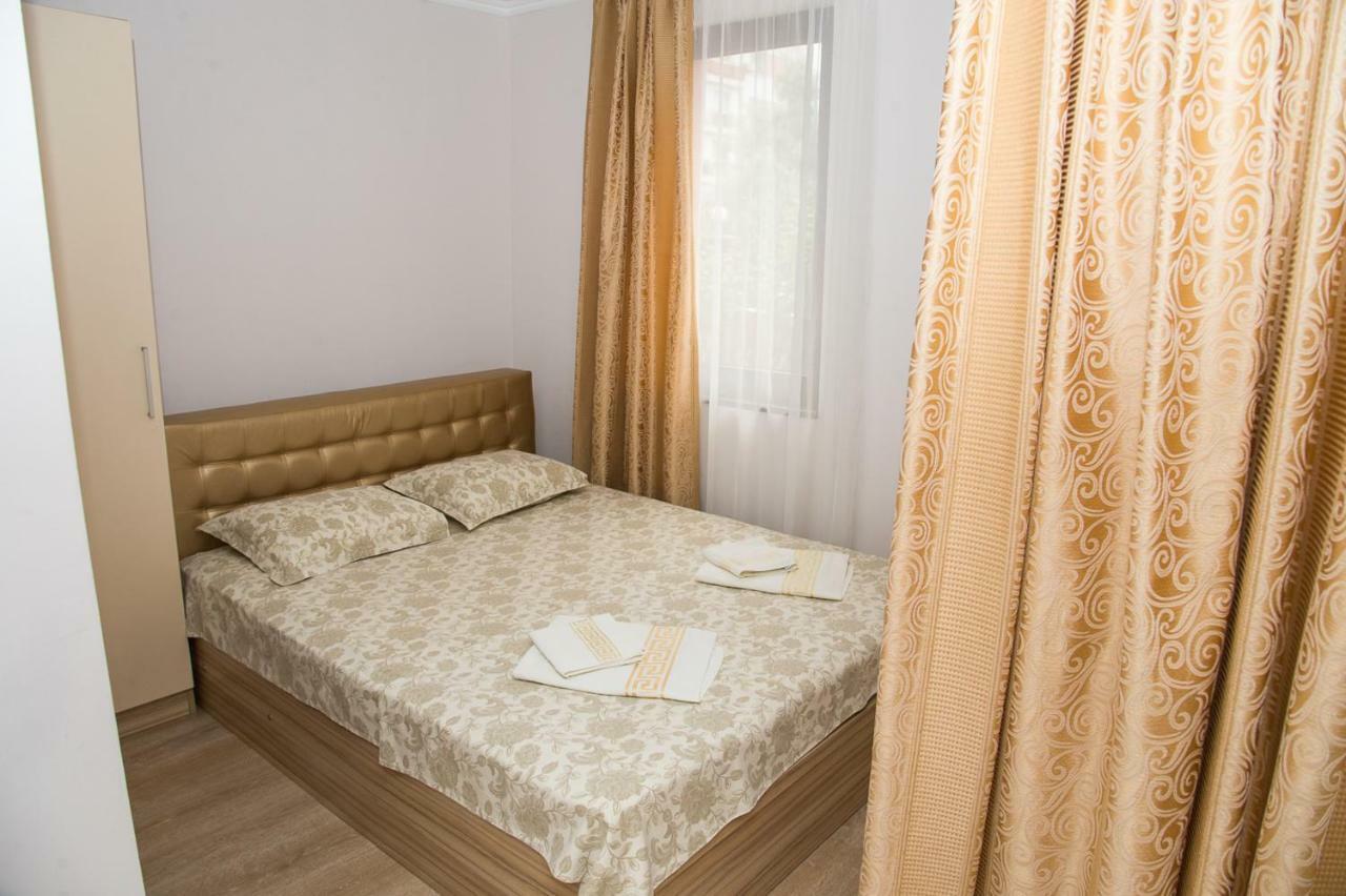 Apart Lev Ravda Exterior photo
